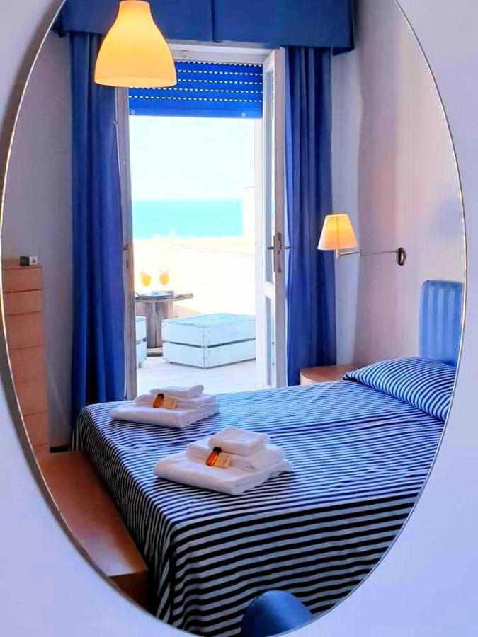 Hotel Villa Dei Gerani Rosignano Solvay Eksteriør bilde
