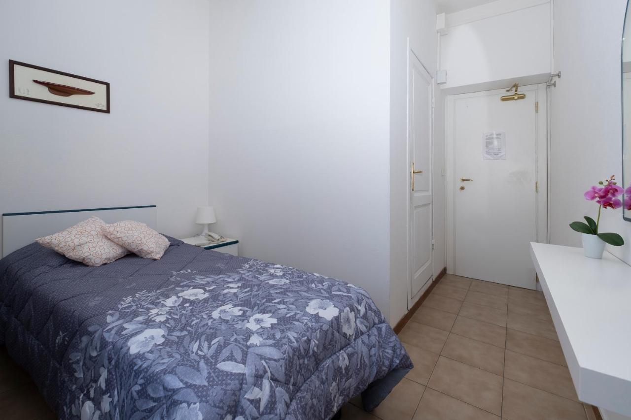 Hotel Villa Dei Gerani Rosignano Solvay Eksteriør bilde